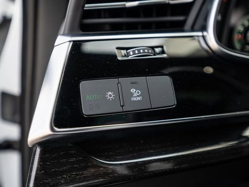 Used 2023 Audi Q7 2.0T Premium w/ Convenience Package image 23