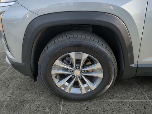 Used 2025 Chevrolet Equinox LT image 14