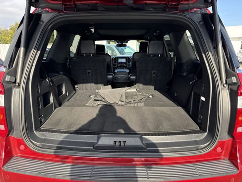 Used 2021 Ford Expedition XLT image 35