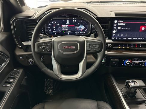 Used 2022 GMC Sierra 1500 Elevation w/ Elevation Premium Package RWD image 33