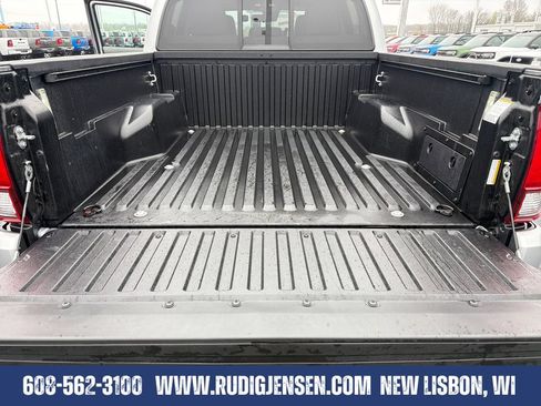 Used 2023 Toyota Tacoma SR AWD/4WD image 22