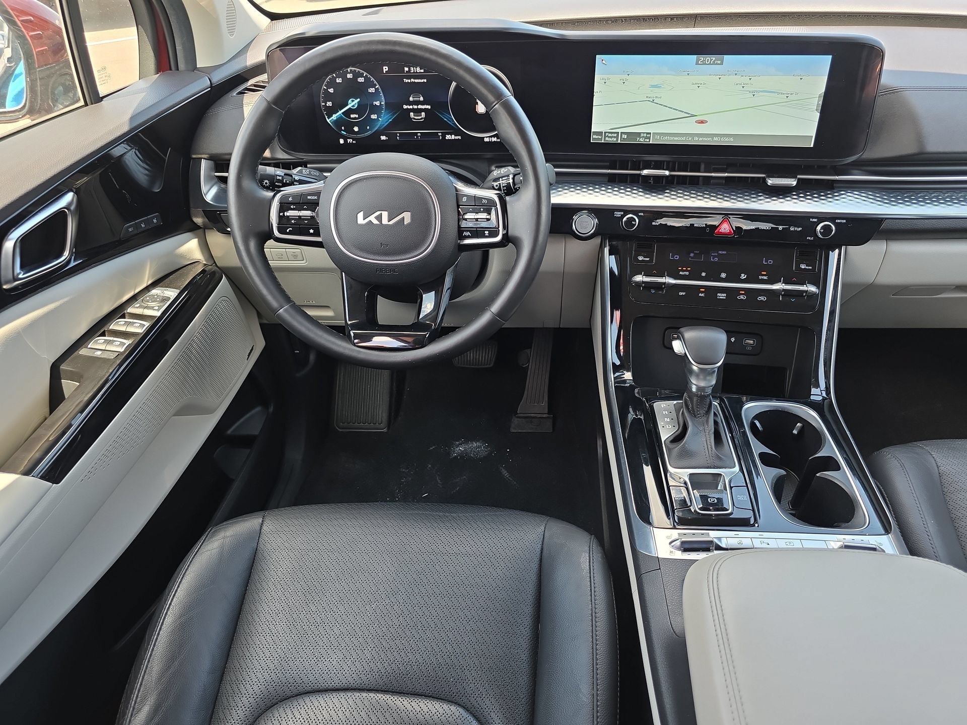 Used 2022 Kia Carnival SX Prestige FWD image 13