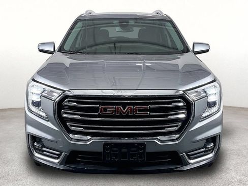 Used 2023 GMC Terrain SLT AWD/4WD image 4