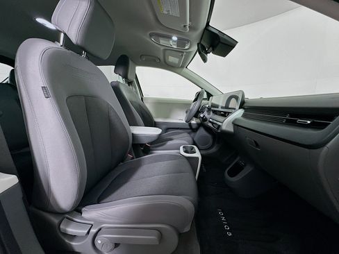 Used 2024 Hyundai Ioniq 5 SEL image 31