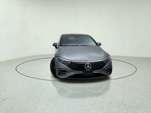Used 2022 Mercedes-Benz EQS 450+ Sedan image 3