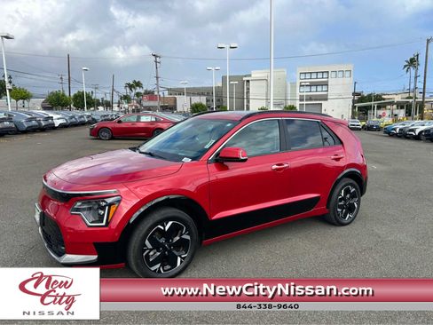 Used 2024 Kia Niro Wave FWD image 1