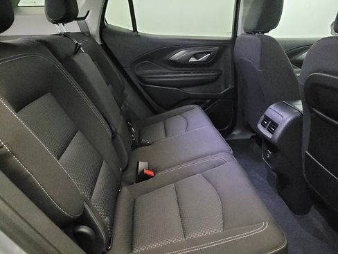 Used 2024 GMC Terrain SLE image 19