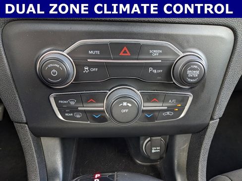 Used 2023 Dodge Charger SXT image 13