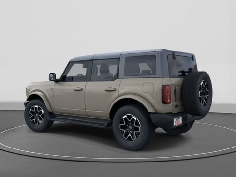 New 2025 Ford Bronco Outer Banks image 4
