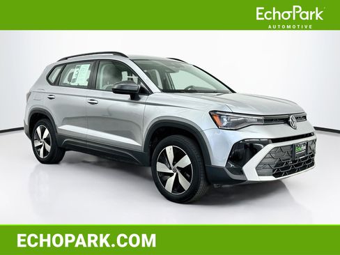 Used 2025 Volkswagen Taos S AWD/4WD image 1