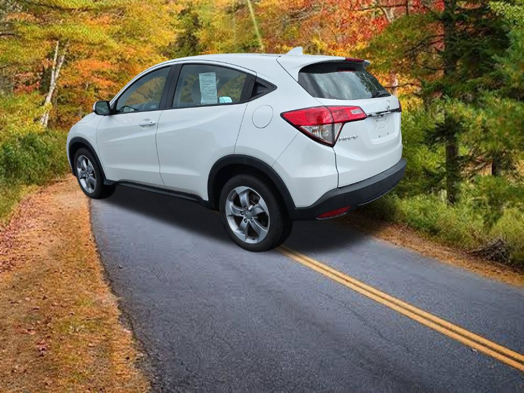 Used 2022 Honda HR-V LX image 5