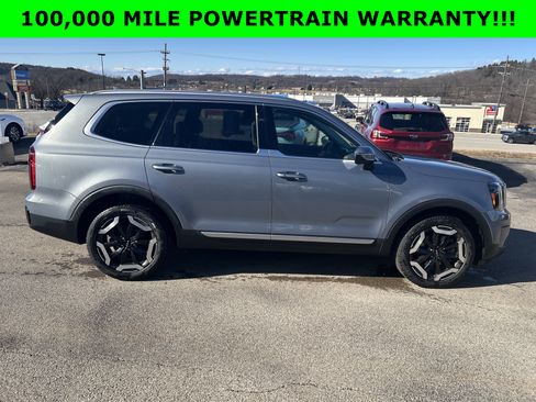 Used 2024 Kia Telluride S image 5