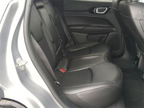 Used 2024 Jeep Compass Trailhawk image 19