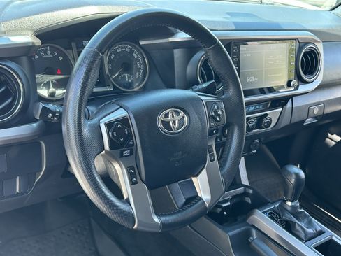 Used 2023 Toyota Tacoma SR5 w/ Technology Package AWD/4WD image 27