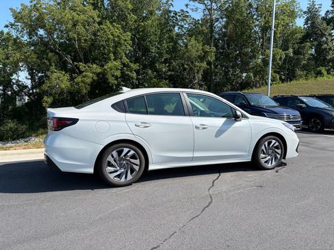 Certified 2025 Subaru Legacy Limited AWD/4WD image 8