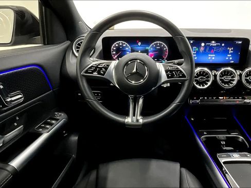 Certified 2025 Mercedes-Benz GLA 250 image 6