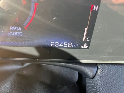 Used 2025 Chevrolet TrailBlazer LT image 35