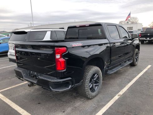 Used 2021 Chevrolet Silverado 1500 LT Trail Boss image 4