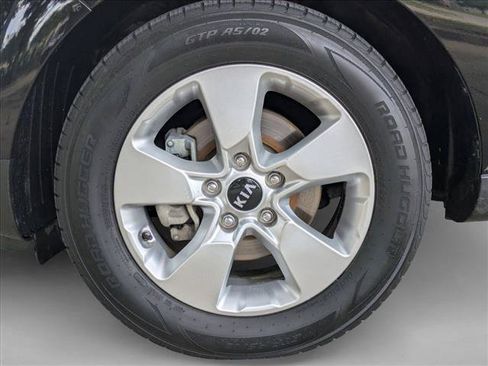 Used 2017 Kia Soul FWD image 21