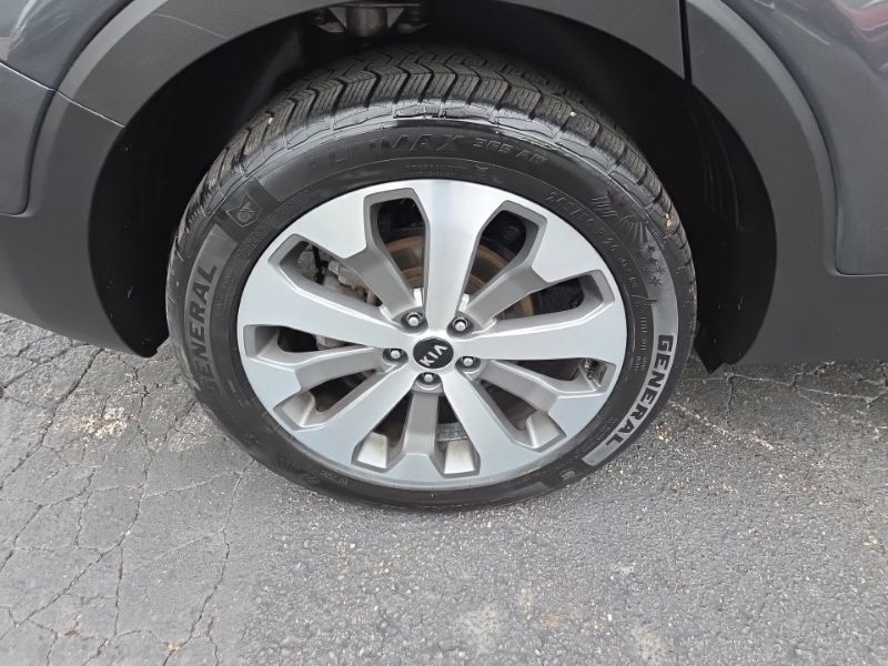 Used 2021 Kia Telluride S AWD/4WD image 9