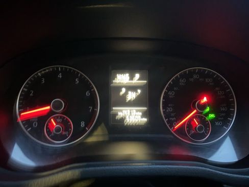 Used 2015 Volkswagen Passat 1.8T Limited Edition image 7