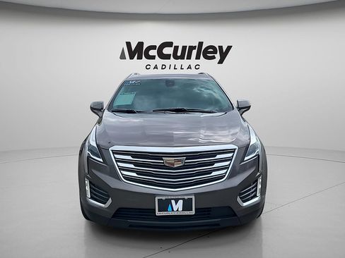 Used 2019 Cadillac XT5 Premium Luxury w/ Driver Assist Package AWD/4WD image 2