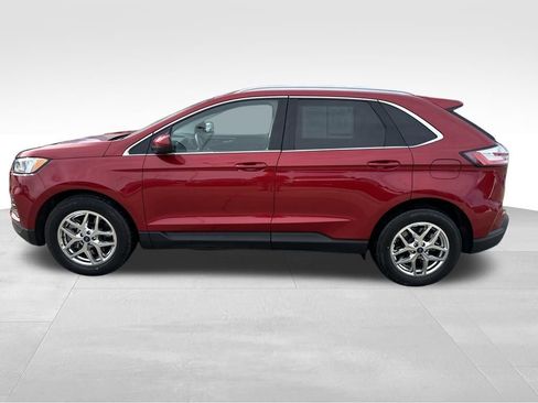 Used 2022 Ford Edge SEL w/ Convenience Package image 3