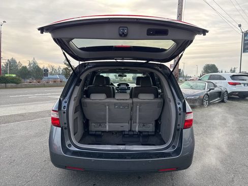 Used 2012 Honda Odyssey Touring Elite image 6