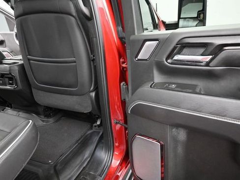 Used 2025 GMC Sierra 2500 AT4X AWD/4WD image 19