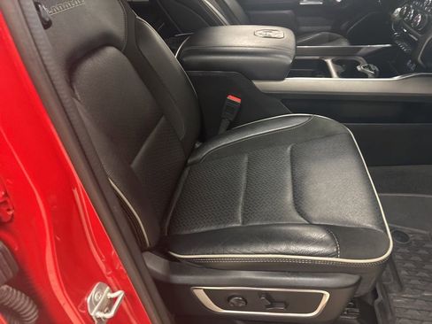 Used 2022 RAM 1500 Laramie w/ Sport Appearance Package AWD/4WD image 38