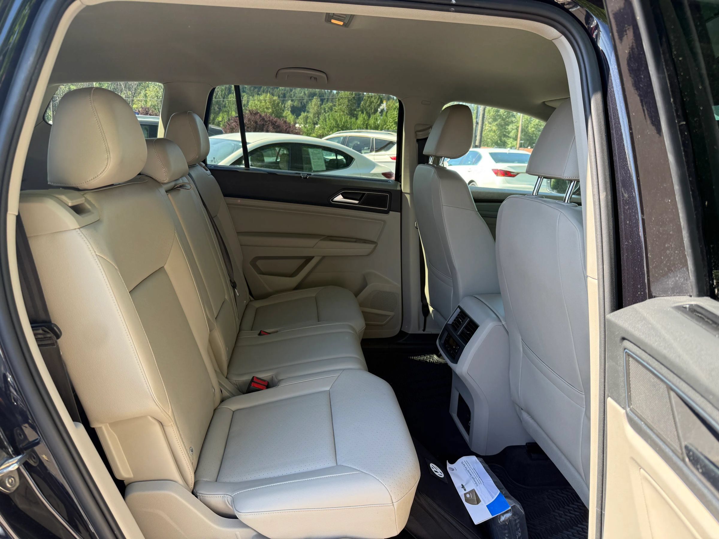 Used 2018 Volkswagen Atlas SE AWD/4WD image 36