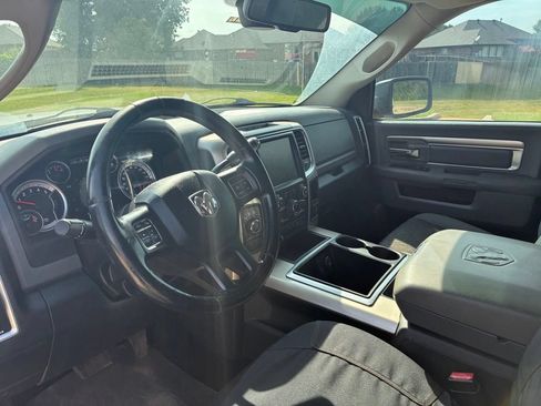 Used 2015 RAM 2500 SLT w/ Luxury Group AWD/4WD image 12