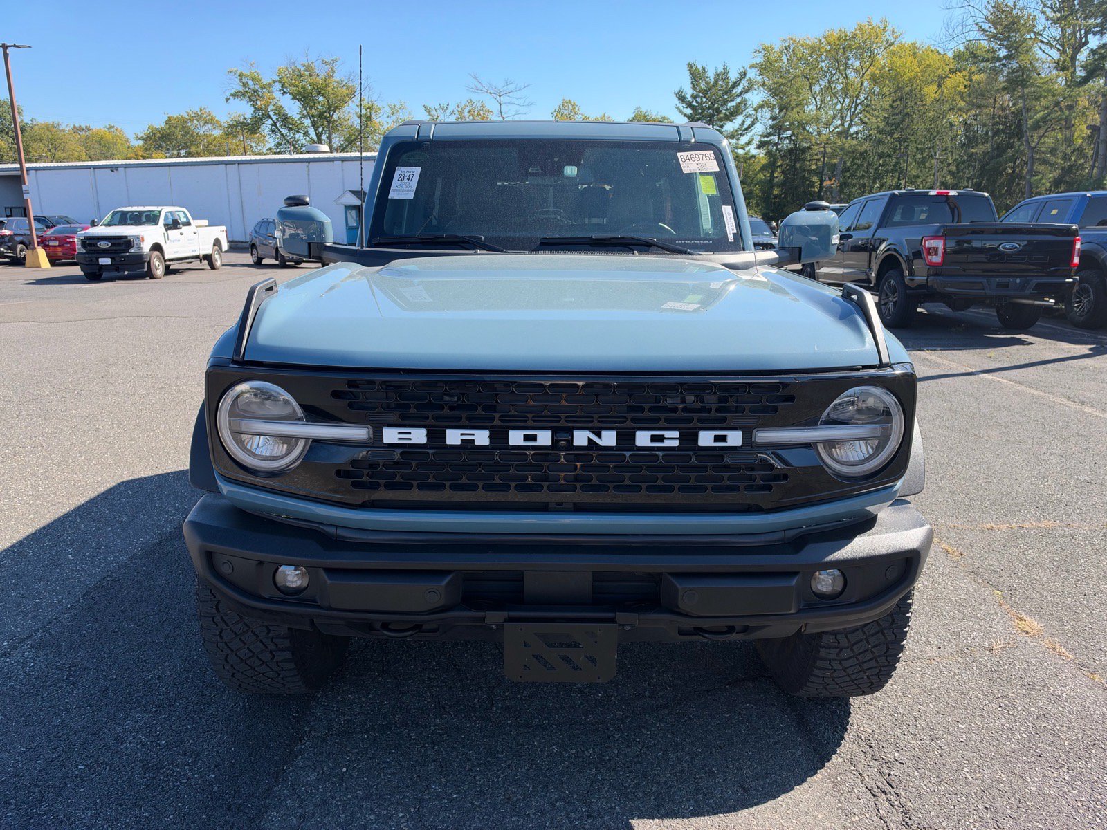 Used 2023 Ford Bronco Outer Banks w/ Sasquatch Package AWD/4WD image 2