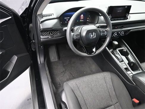 Certified 2025 Honda Accord LX image 15