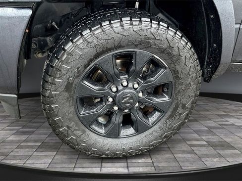 Used 2021 RAM 2500 Limited image 9