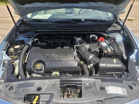 Used 2009 Lincoln MKS AWD image 43