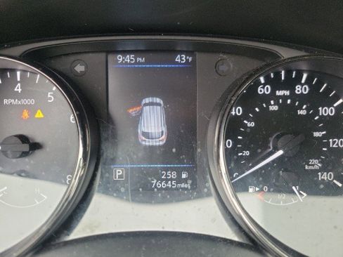 Used 2022 Nissan Rogue Sport S image 8