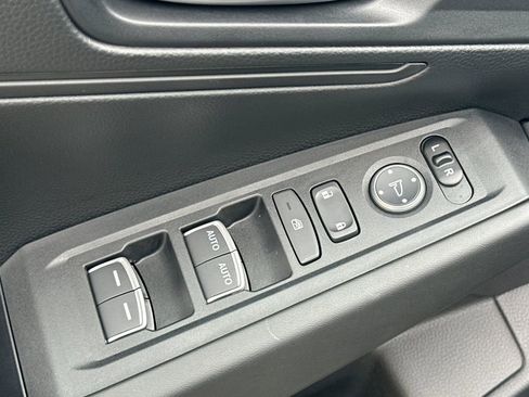 Used 2025 Honda Accord LX image 12