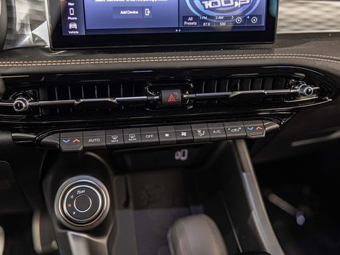 New 2025 Alfa Romeo Tonale w/ Premium Package image 27