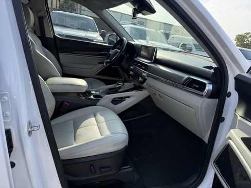 Used 2022 Kia Telluride EX w/ EX Premium Package AWD/4WD image 10