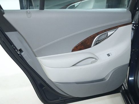 Used 2011 Buick LaCrosse CX image 26