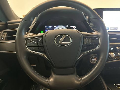 Certified 2023 Lexus ES 300h w/ Premium Package FWD image 22