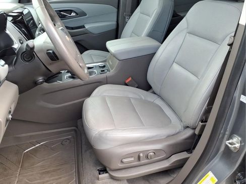 Used 2021 Chevrolet Traverse Premier w/ LPO, Floor Liner Package AWD/4WD image 14