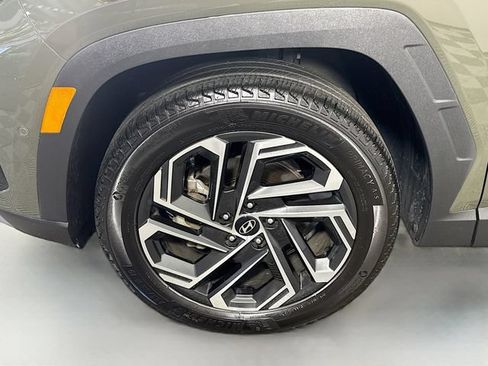 Used 2025 Hyundai Tucson Limited AWD/4WD image 4