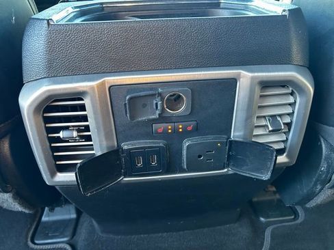 Used 2019 Ford F350 Platinum w/ Platinum Ultimate Package image 9