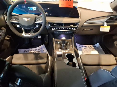 Used 2026 Cadillac CT5 V Blackwing w/ Carbon Fiber 2 Package image 16