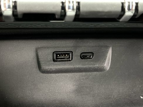 Certified 2025 GMC Terrain Elevation w/ Technology Package II AWD/4WD image 22