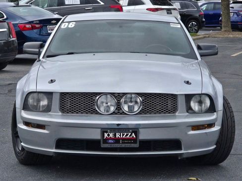 Used 2006 Ford Mustang GT Premium image 3