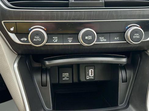 Used 2018 Honda Accord EX-L image 25