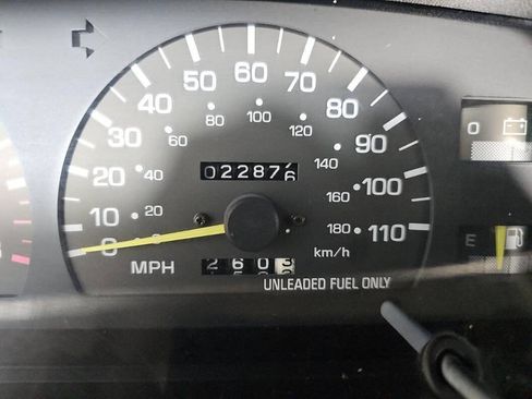 Used 1995 Toyota T100 DX AWD/4WD image 12